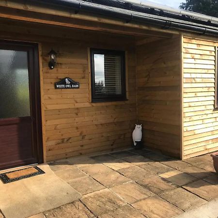 Kenns Farm - 2 Beautiful Barns Villa Carterton Bagian luar foto